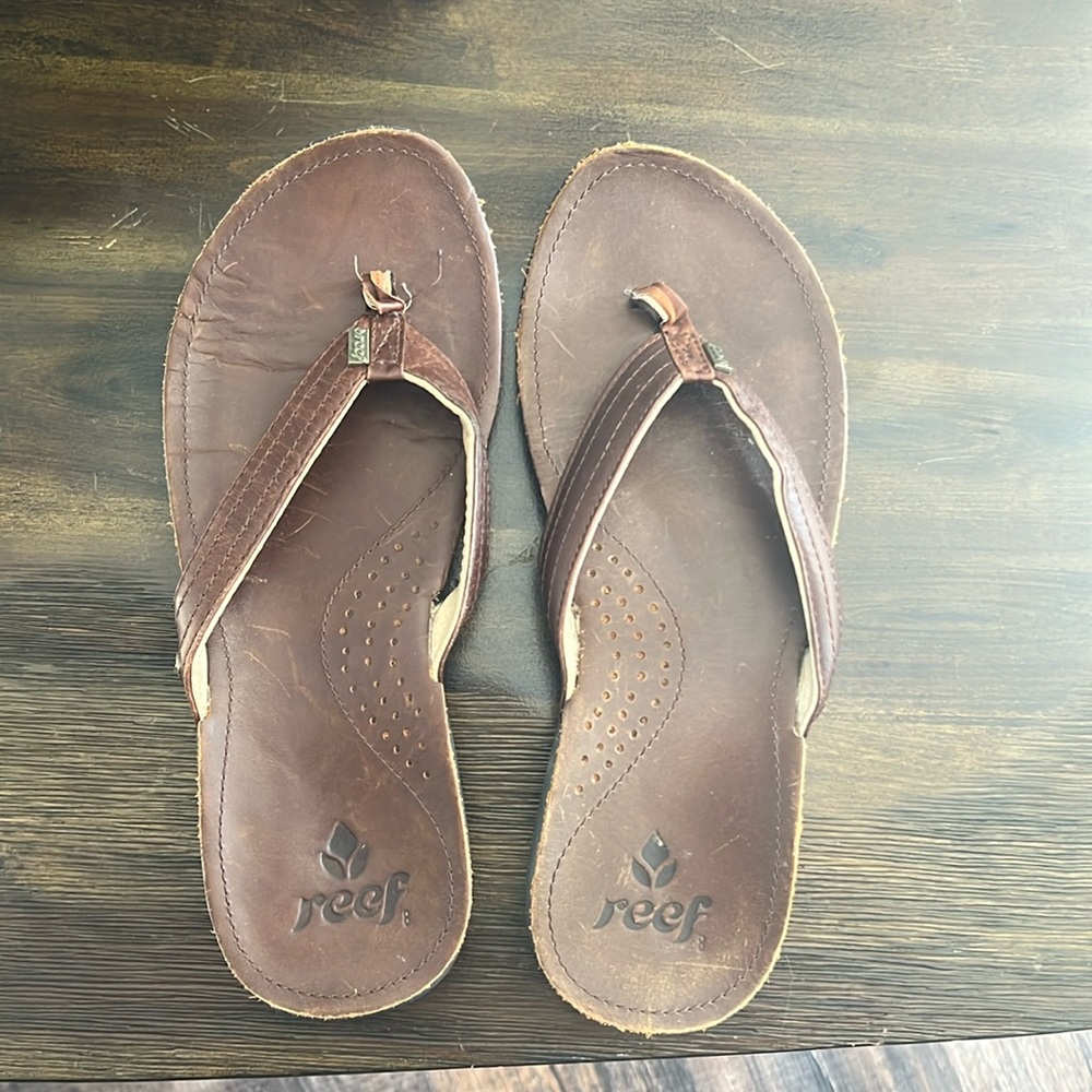 Women’s reef flip flops